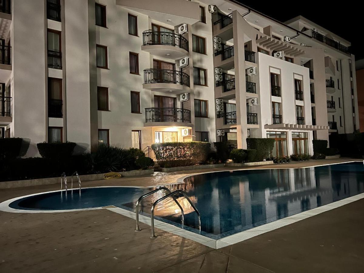Alex Deluxe Apartments Солнечный берег Экстерьер фото